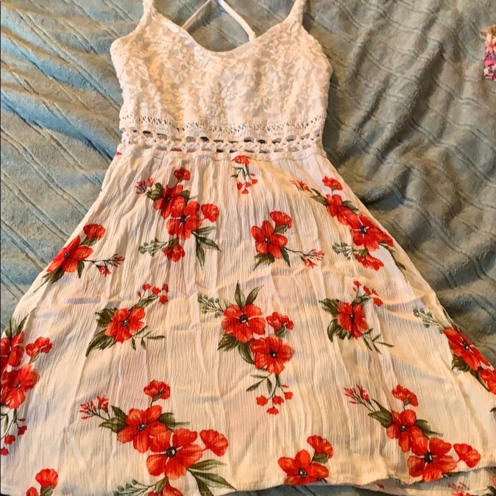 Dress - Picture 2 of 3